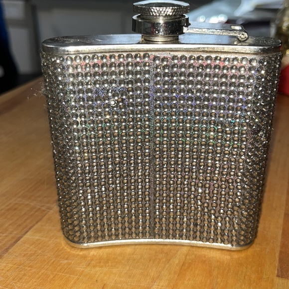 Bundle of two flasks - Picture 3 of 5